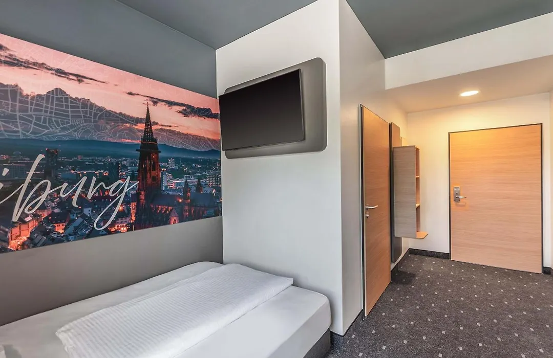B&B Hotel Freiburg-Sued-1